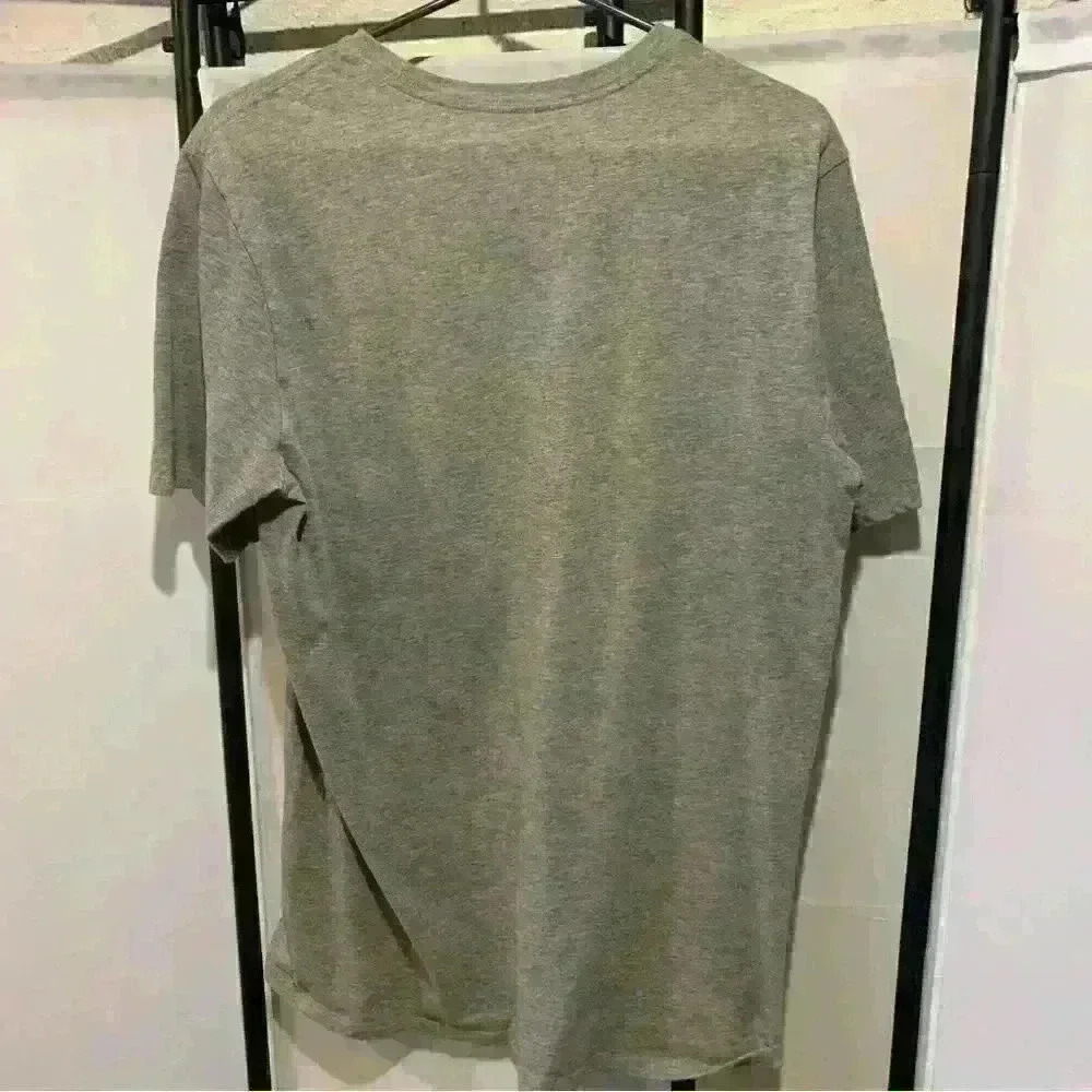 Nike shirt - Picture 3 of 3